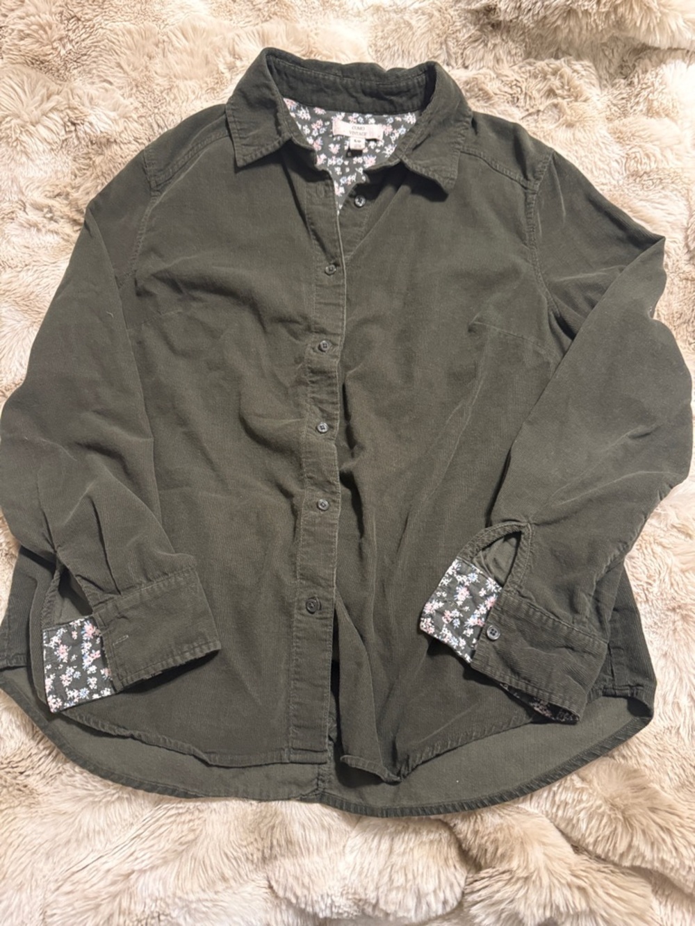 Como Vintage - Green Blouse with Pink and Blue Floral Accents - Small Petite